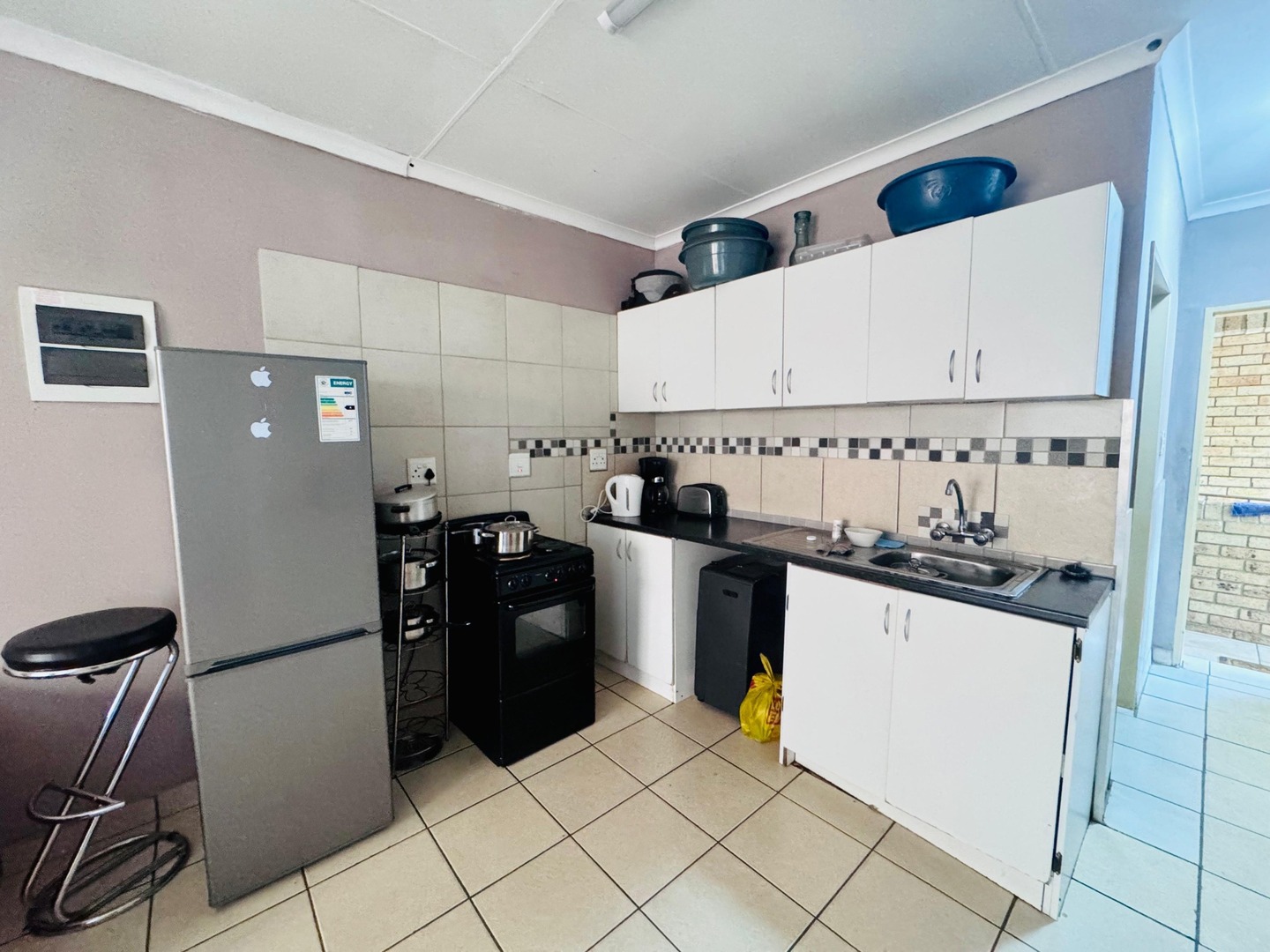 2 Bedroom Property for Sale in Mid Town North West